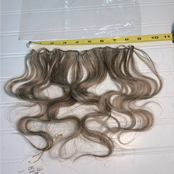 Jose Eber Hair Extension Approx 10" Wide x 12" Long Dark Gray Color New in pkg - Picture 3 of 3